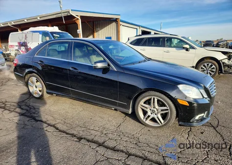 2011 Mercedes-Benz E 350 4Matic z USA, uszkodzony, nr VIN WDDHF8HB4BA461579